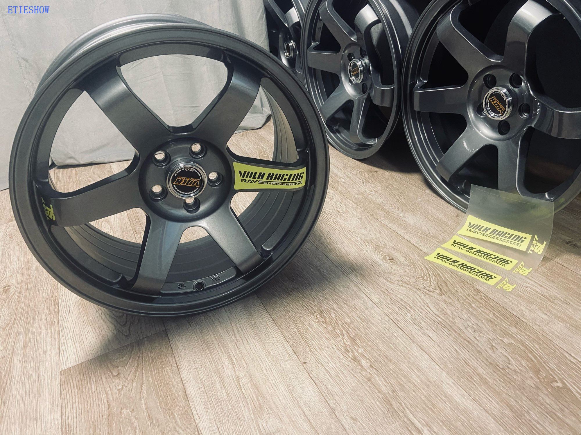 wheel sticker