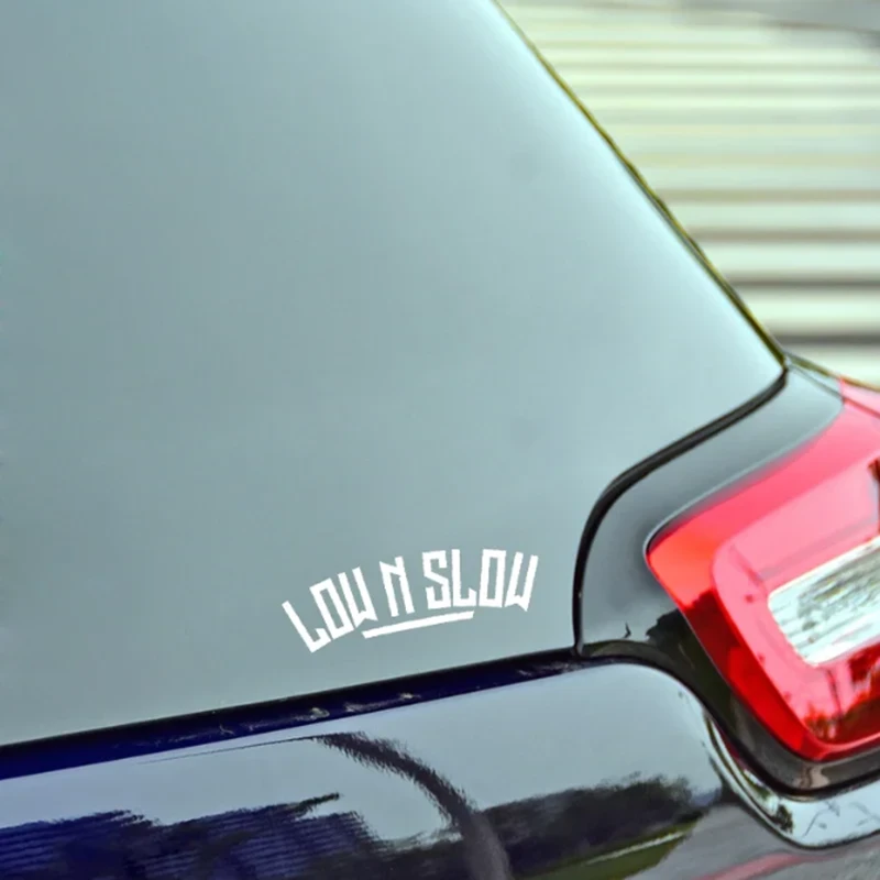 Stiker Jendela Mobil Rendah Lambat N' Keras