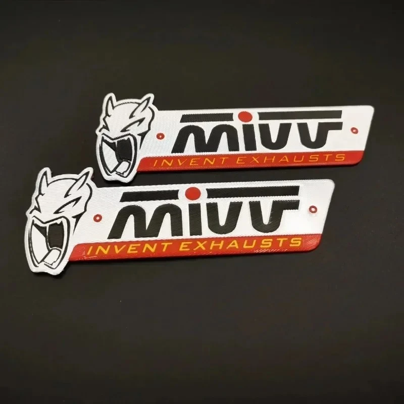 2pcs 3D aluminium panas - stiker sepeda motor yang resisten