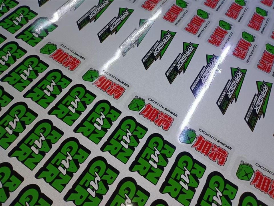Stiker Vinyl Die Cut Tahan Air Untuk Mobil