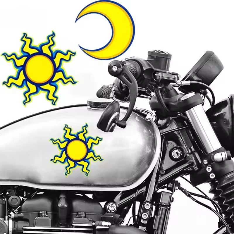 Stiker motor bulan dan matahari