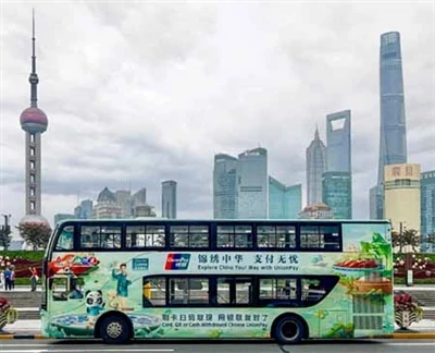 Fitur Dan Keunggulan Iklan Bus Besar