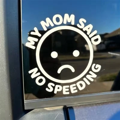 Stiker Jendela Mon Saya Bilang Tidak Ngebut